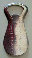 schoenlepel en flesopener in n