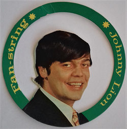 Fan-string Johnny Lion