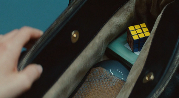 Rubiks kubus in een tas in de film Duplicity- 2009