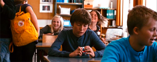 Rubiks kubus in film Heavnen - In a Better World - 2010
