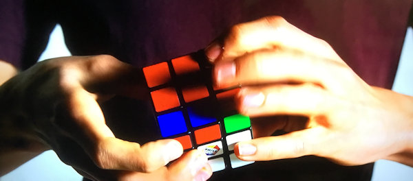 Rubiks kubus in film Lucy